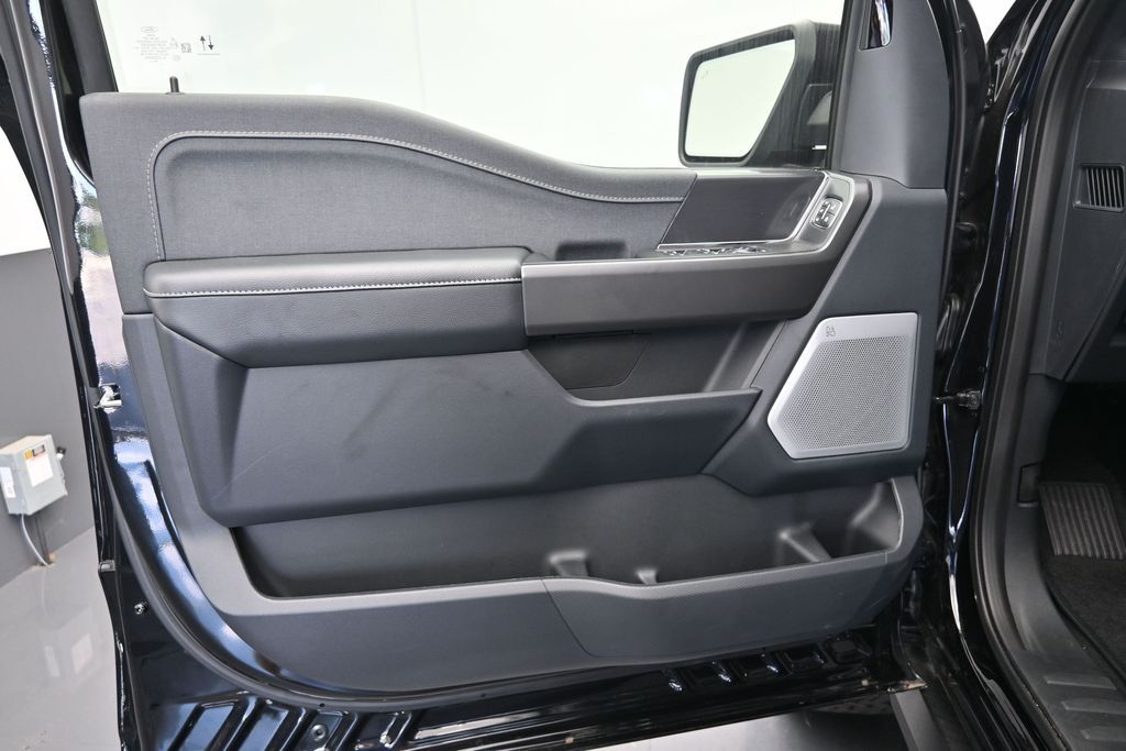 2025 Ford F-150 Lariat - Photo 14