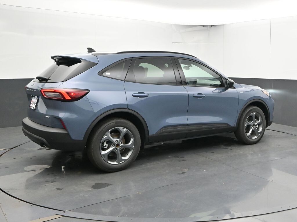 New 2026 Ford Escape ST-Line SUV