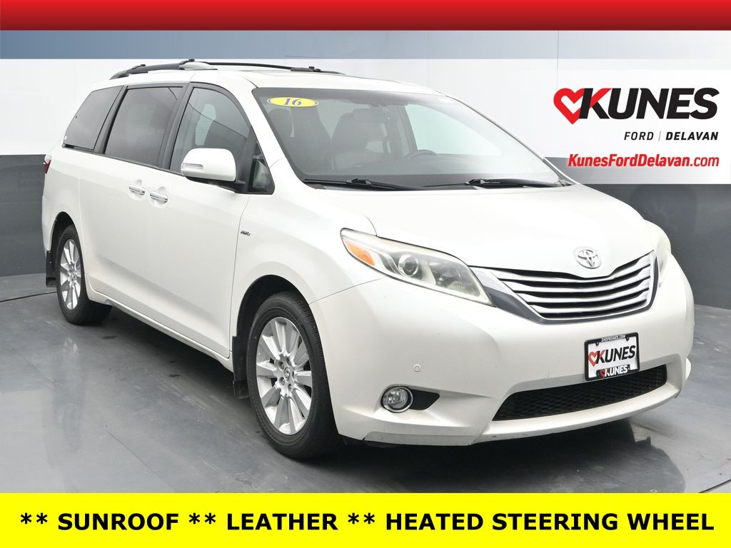 2016 Toyota Sienna Limited V6 AWD 7-Passenger's photo