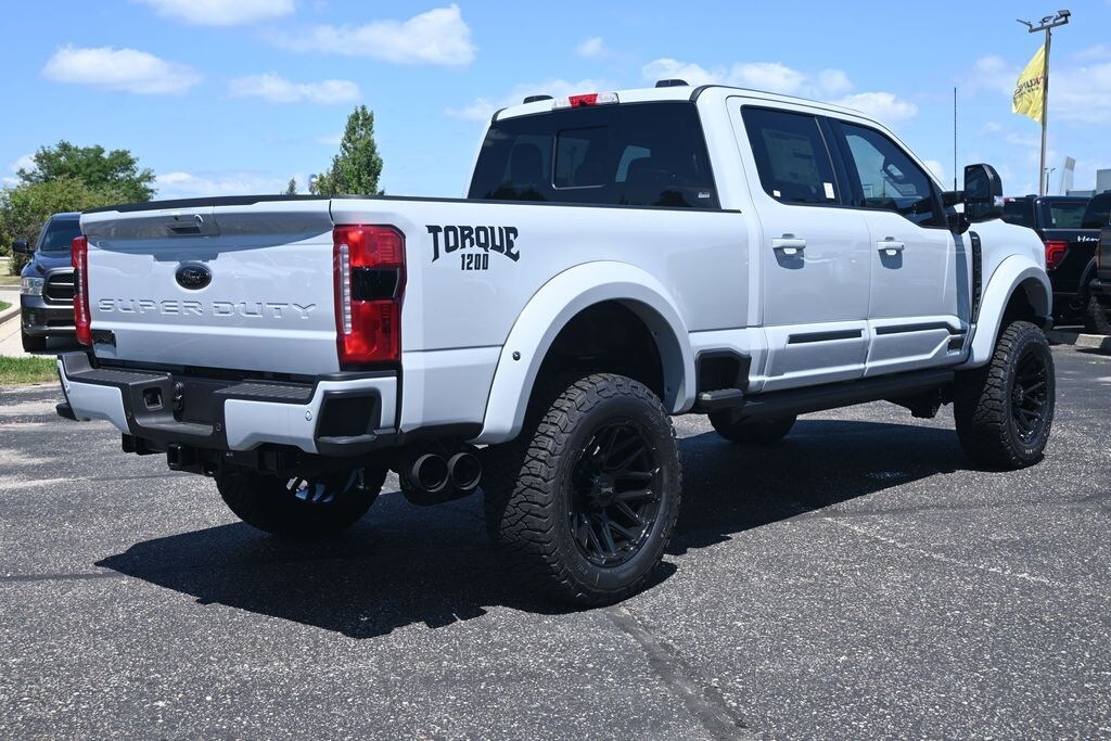 New 2026 Ford F-250 Lariat Truck Crew Cab