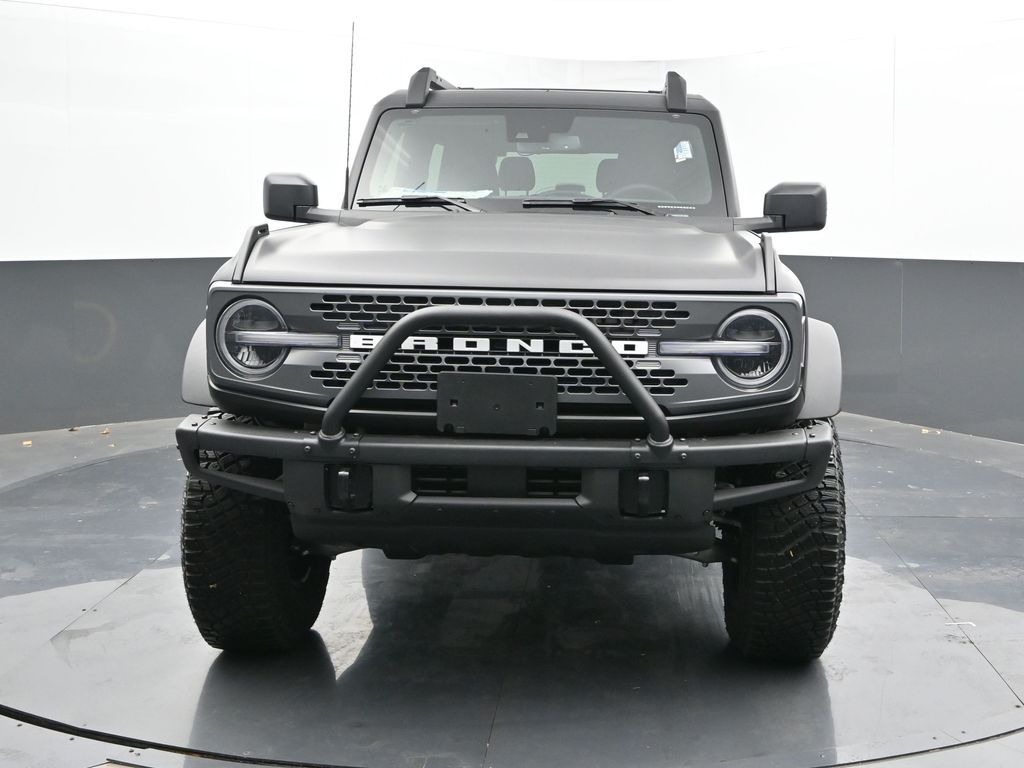 2024 Ford Bronco First Edition photo 3
