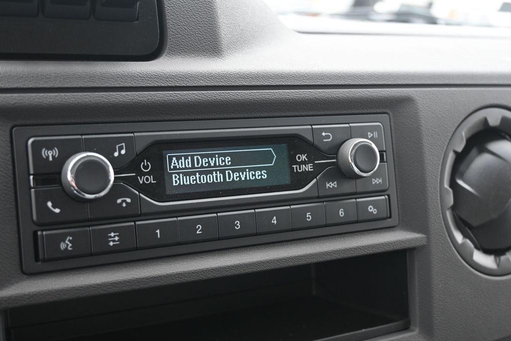 2025 Ford E-Series Cutaway Base - Photo 27