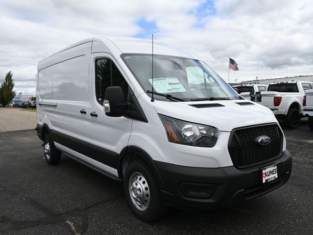 2025 Ford Transit photo 3