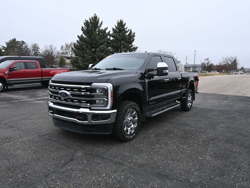 Certified 2023 Ford F-350 Lariat Truck Crew Cab