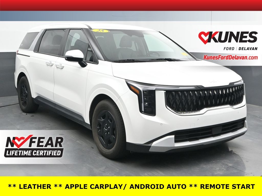 2025 Kia Sedona LXS's photo