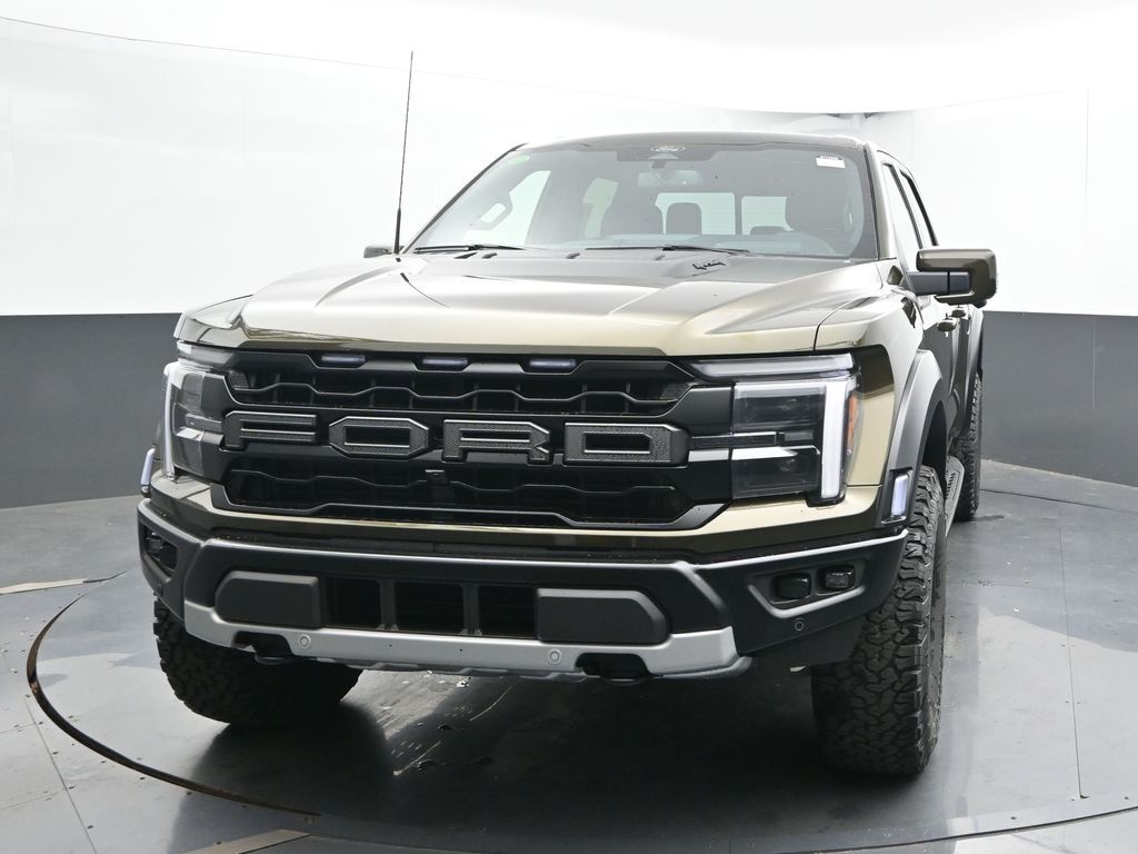 2025 Ford F-150 Raptor photo 3