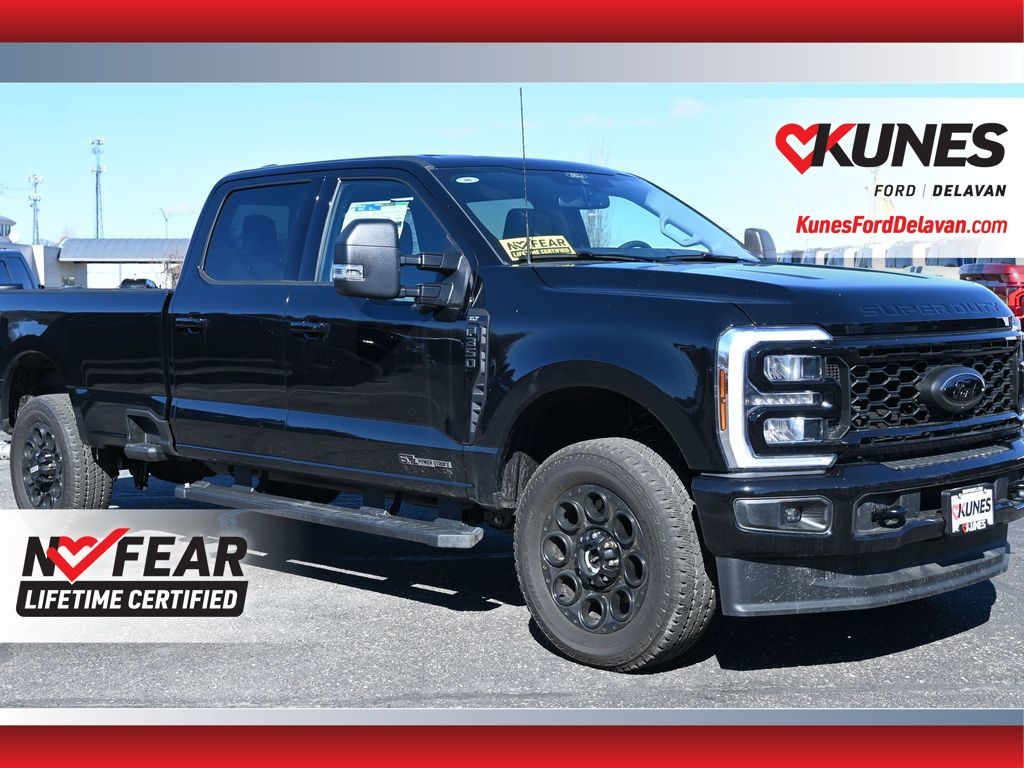 2026 Ford F-350 XLT 4x4 Crew Cab 8' Box SRW's photo