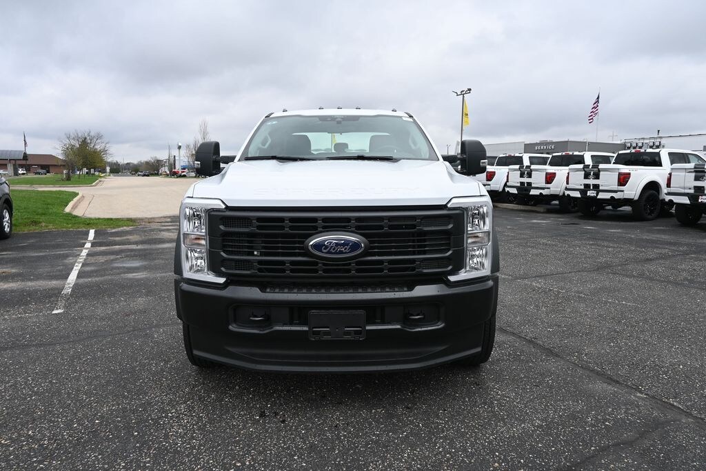 New 2026 Ford F-450 Chassis DRW Truck Super Cab