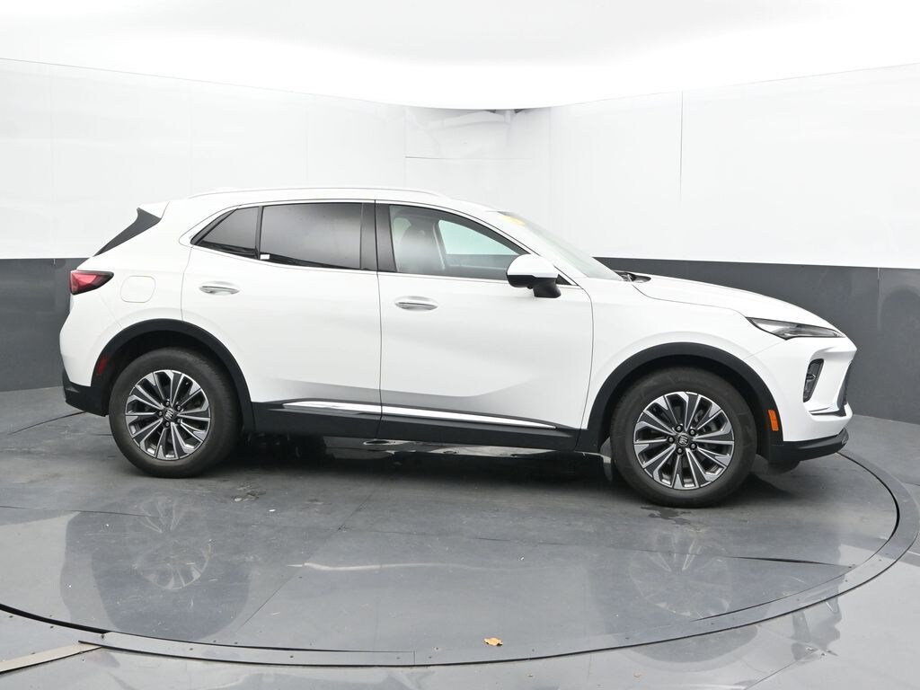 Used 2024 Buick Envision Preferred SUV
