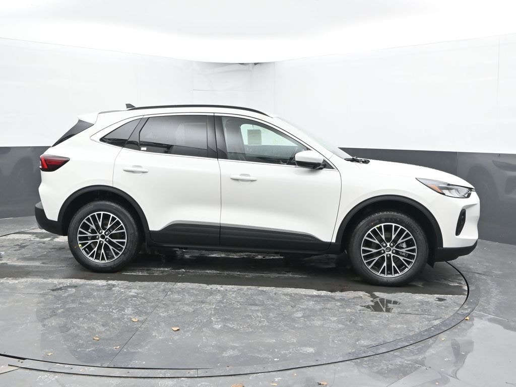 New 2026 Ford Escape Base SUV