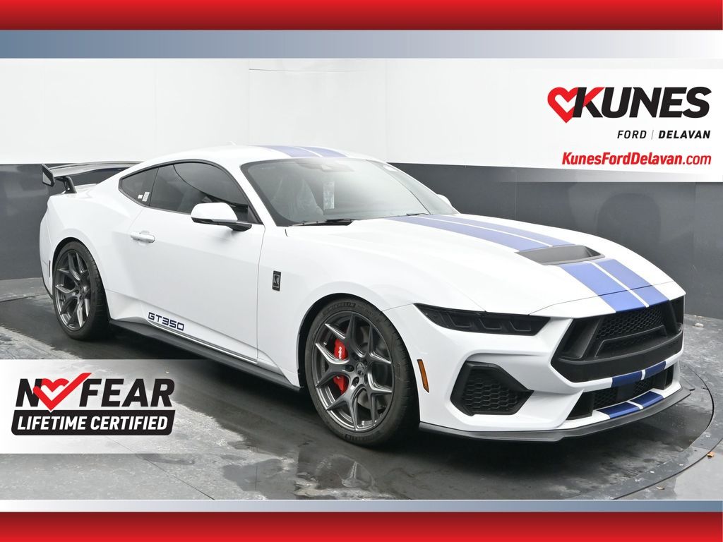 2025 Ford Mustang GT Premium's photo