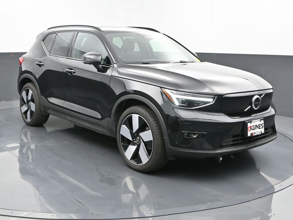 Certified 2023 Volvo XC40 Ultimate with VIN YV4ED3UM3P2113512 for sale in Delavan, WI