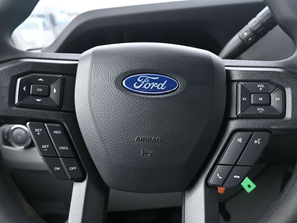 2025 Ford E-Series Cutaway Base - Photo 28