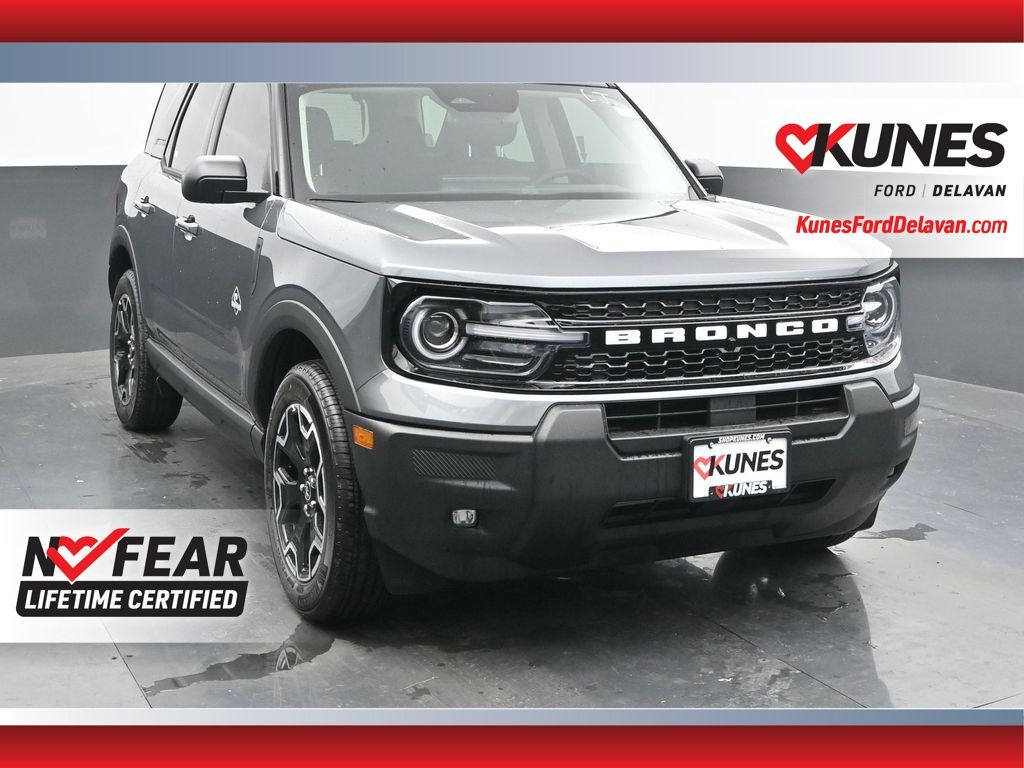 2025 Ford Bronco Sport Outer Banks's photo