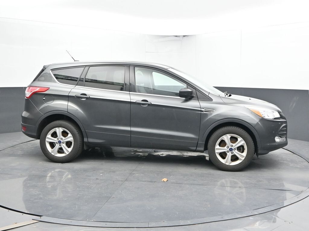 Used 2016 Ford Escape SE SUV