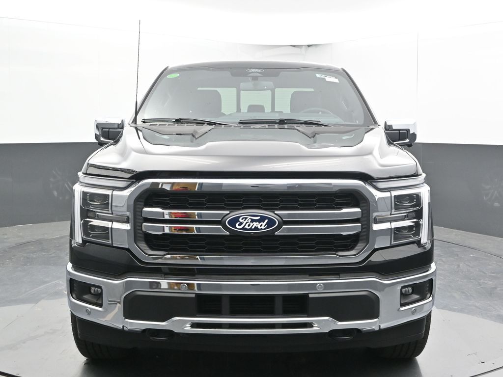 2025 Ford F-150 Lariat photo 3