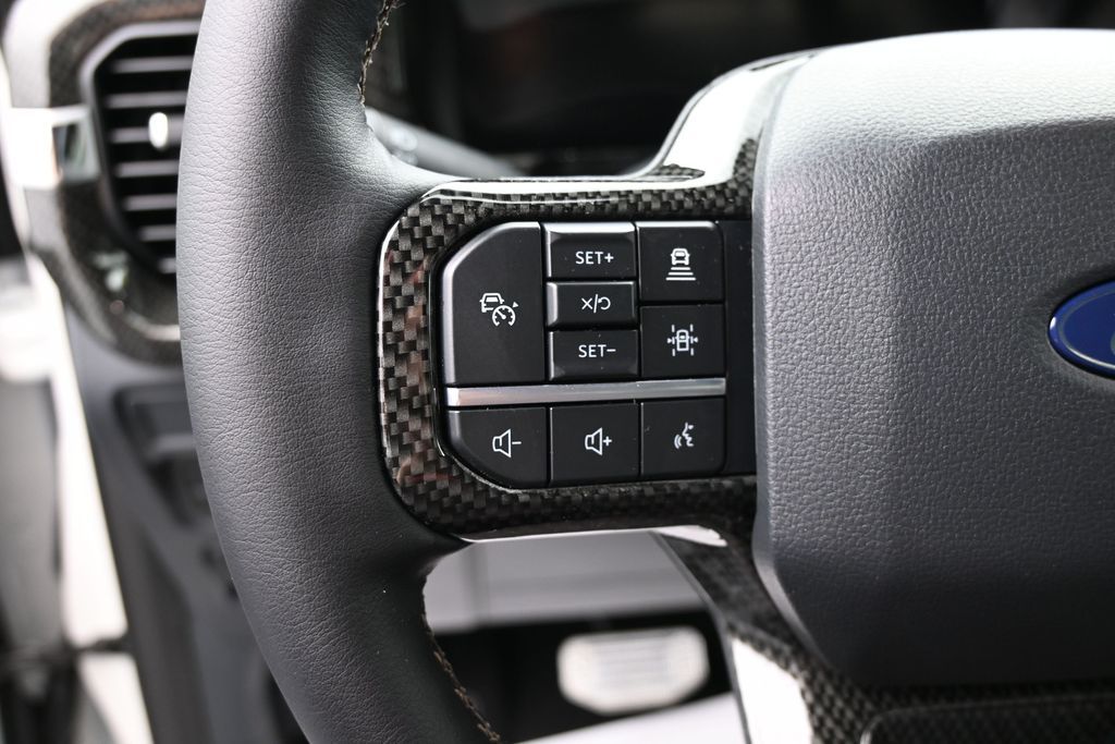 2025 Ford F-150 Lariat - Photo 17