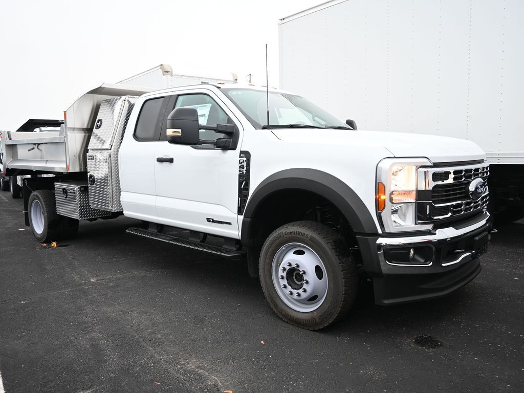 2024 Ford F-450 XL photo 2