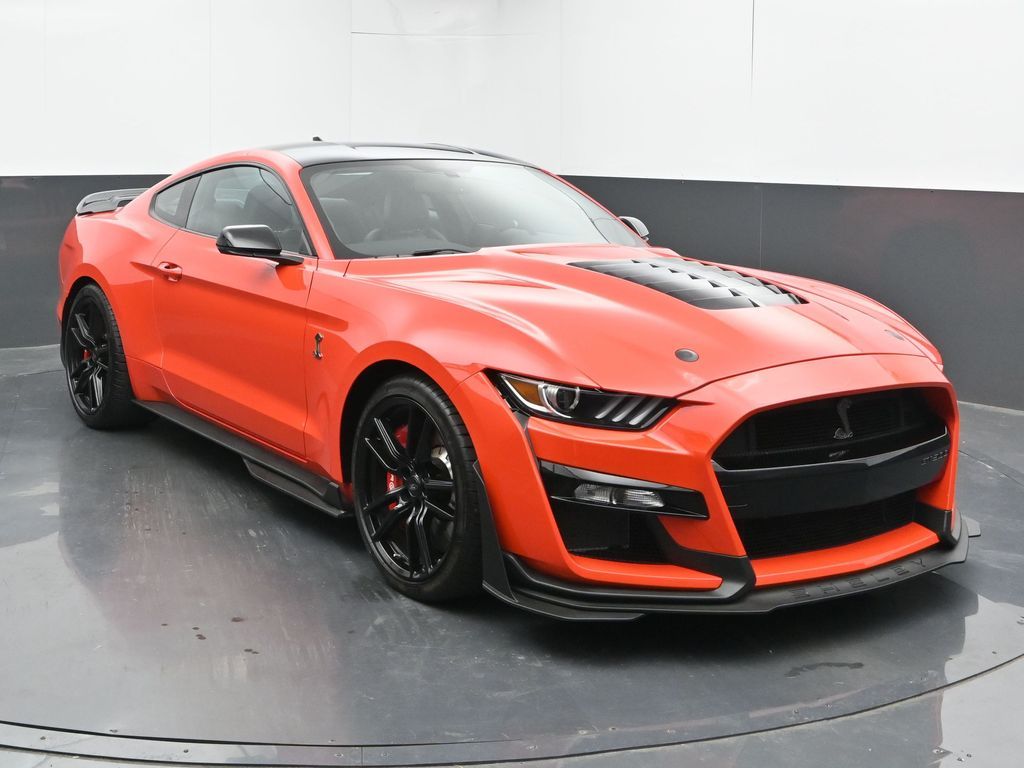 2022 Ford Mustang Shelby GT500 photo 2
