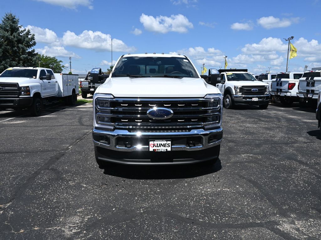 2025 Ford F-350 King Ranch photo 3
