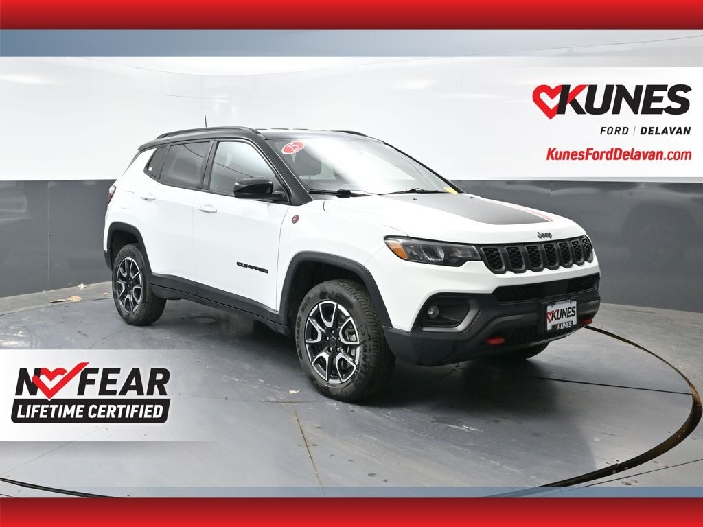 Used 2025 Jeep Compass Trailhawk SUV