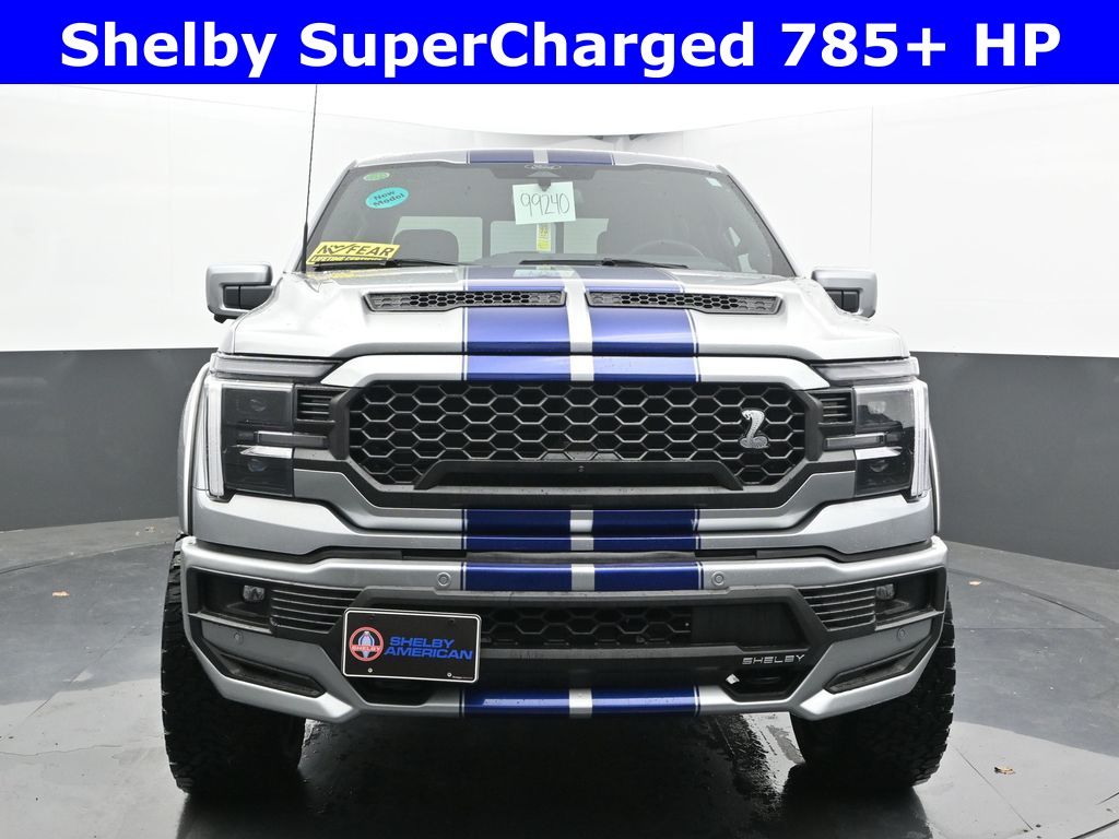 2025 Ford F-150 Lariat photo 3
