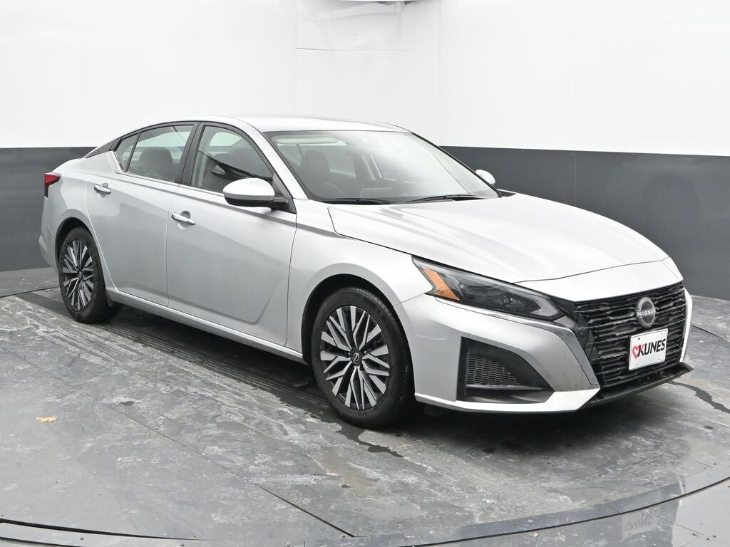 Certified 2023 Nissan Altima 2.5 SV Sedan