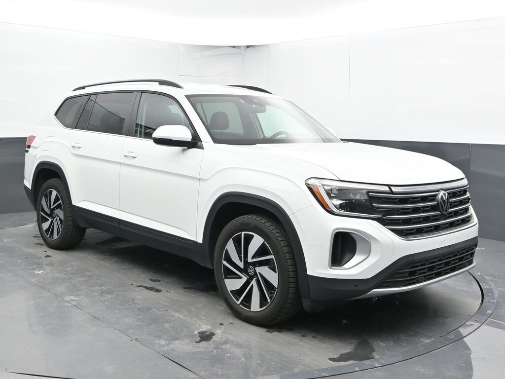 Certified 2025 Volkswagen Atlas 2.0T SE w/Technology SUV