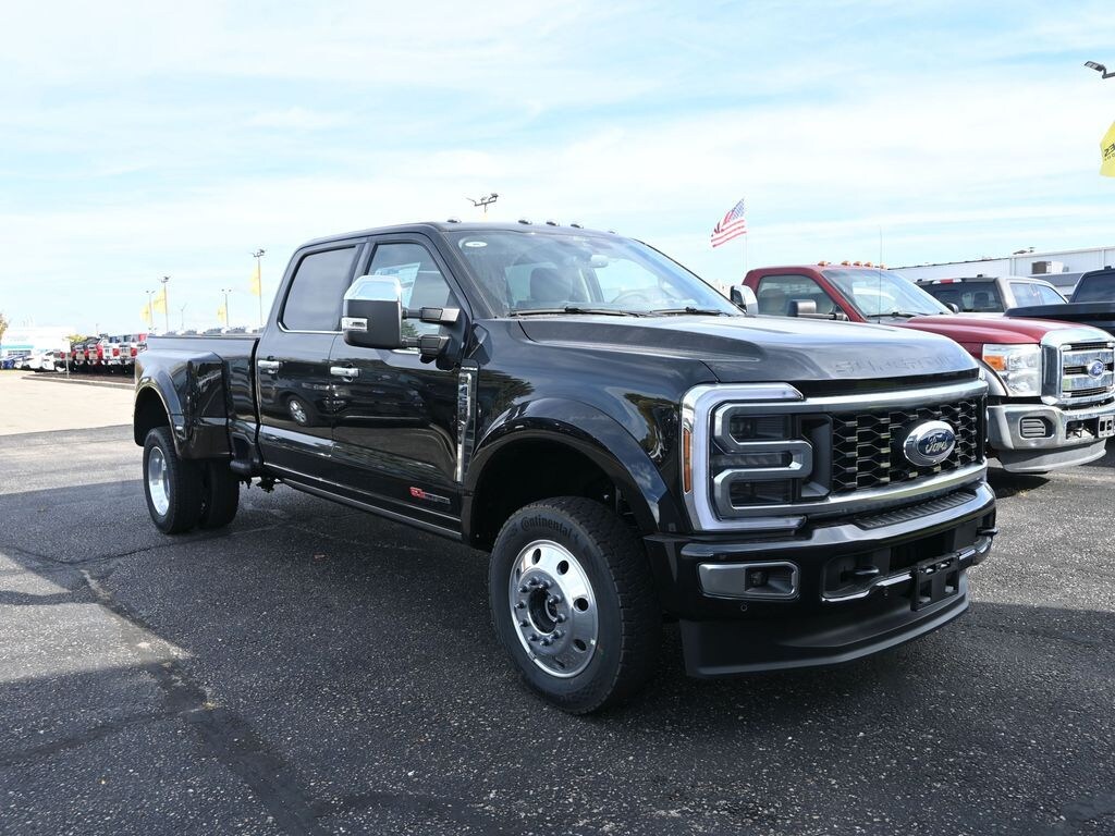 New 2026 Ford F-450 Platinum DRW Truck Crew Cab