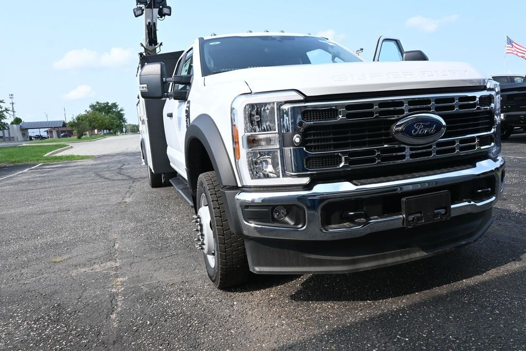 New 2026 Ford F-550 Chassis XL Crane Body Truck Super Cab