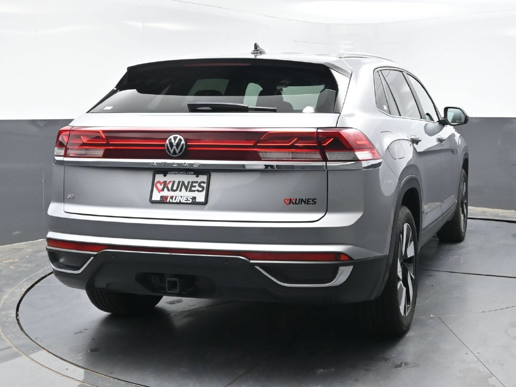 Used 2025 Volkswagen Atlas Cross Sport 2.0T SE w/Technology SUV