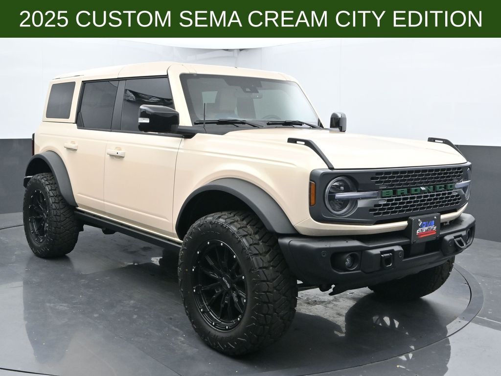 2025 Ford Bronco Badlands's photo