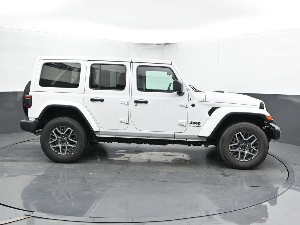 Certified 2025 Jeep Wrangler Sahara SUV