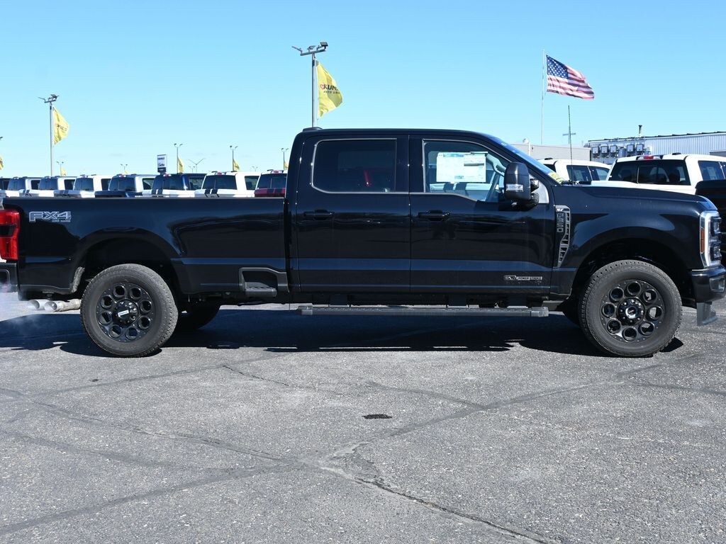 New 2026 Ford F-350 XLT Truck Crew Cab