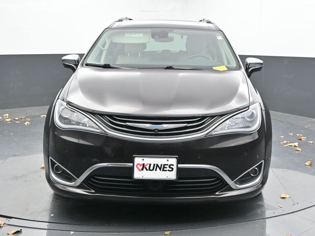 Used 2018 Chrysler Pacifica Hybrid Limited Van Passenger Van