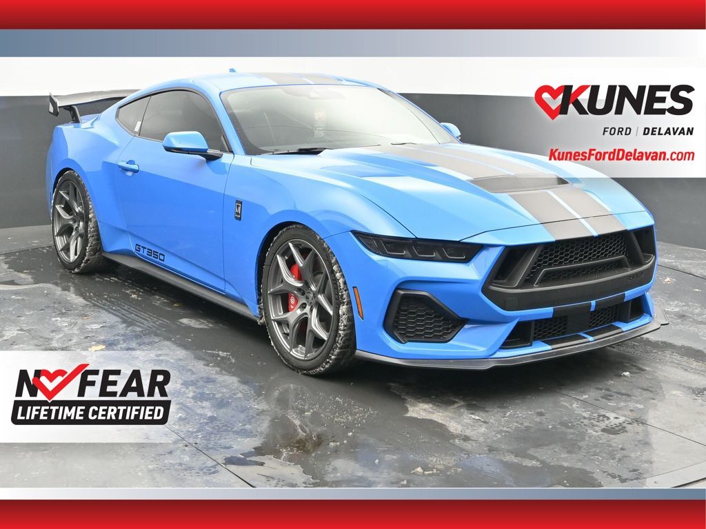 2025 Ford Mustang GT Premium's photo