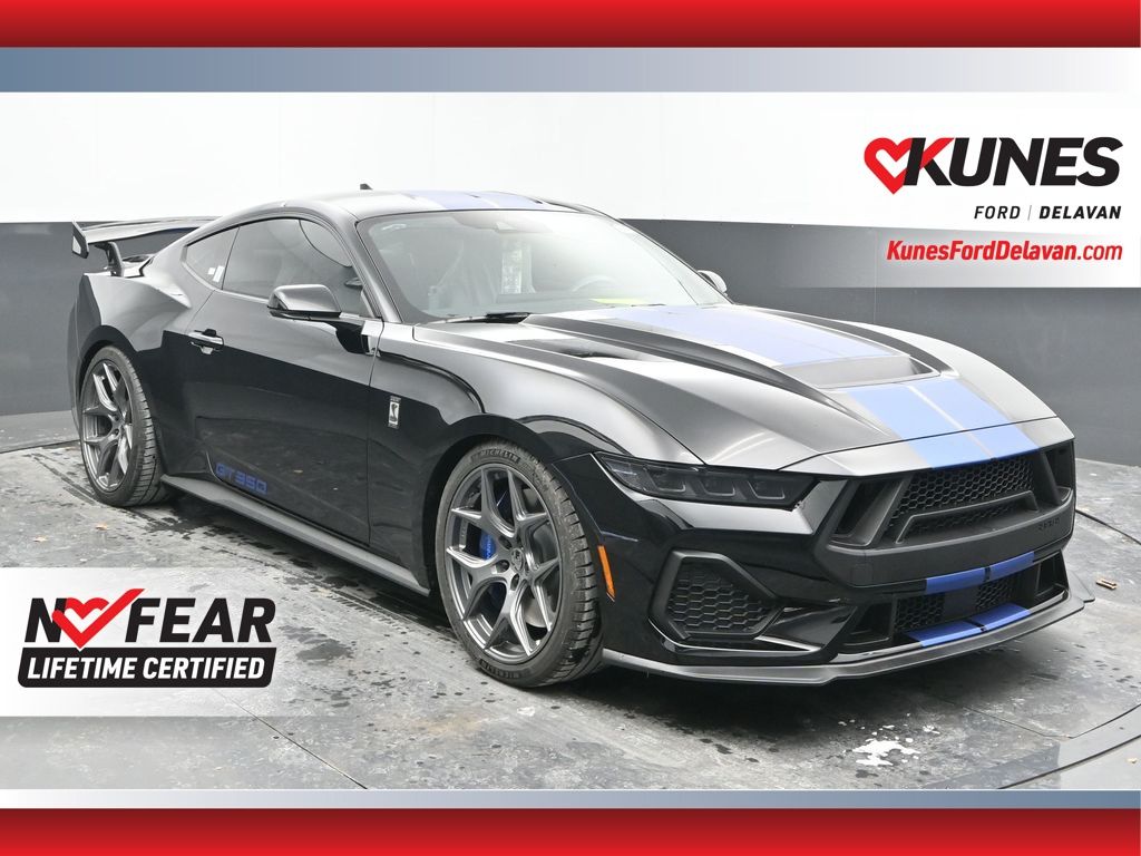 2025 Ford Mustang GT Premium's photo