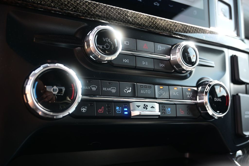 2025 Ford F-150 Lariat - Photo 26