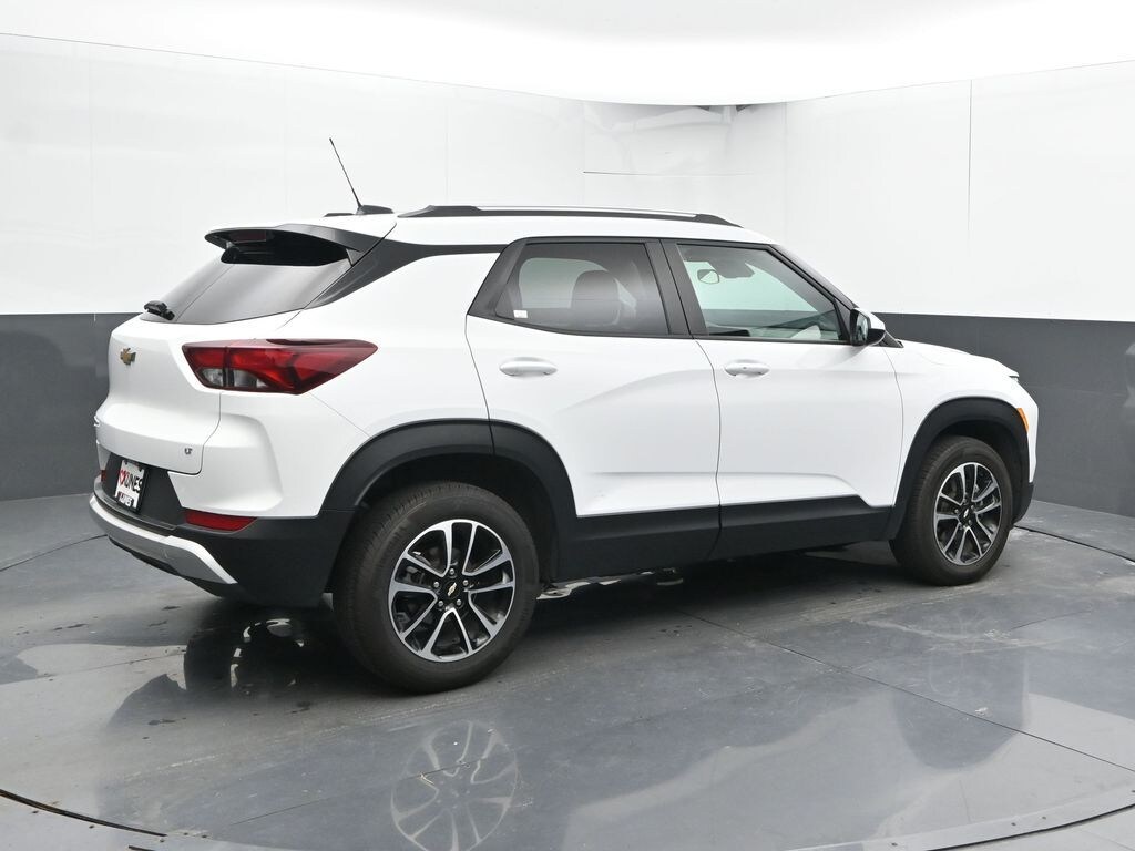 Used 2025 Chevrolet Trailblazer LT SUV