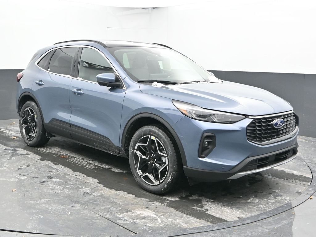 New 2026 Ford Escape Platinum SUV