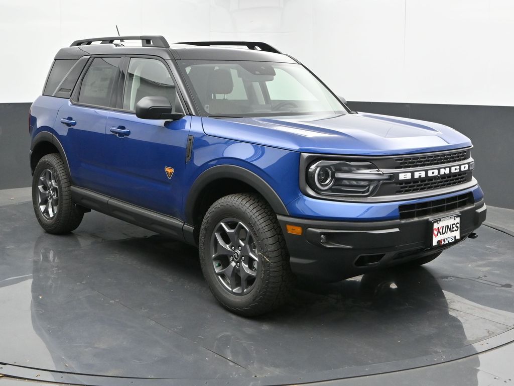 2024 Ford Bronco Sport Badlands photo 2