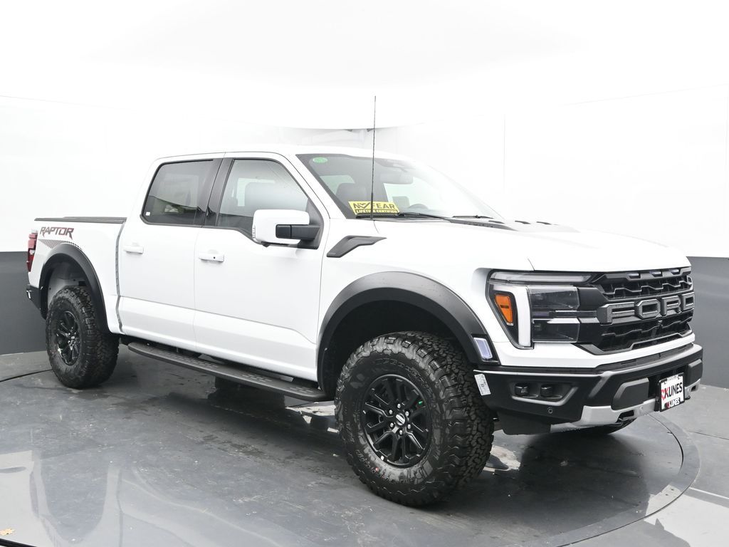 2025 Ford F-150 Raptor photo 2