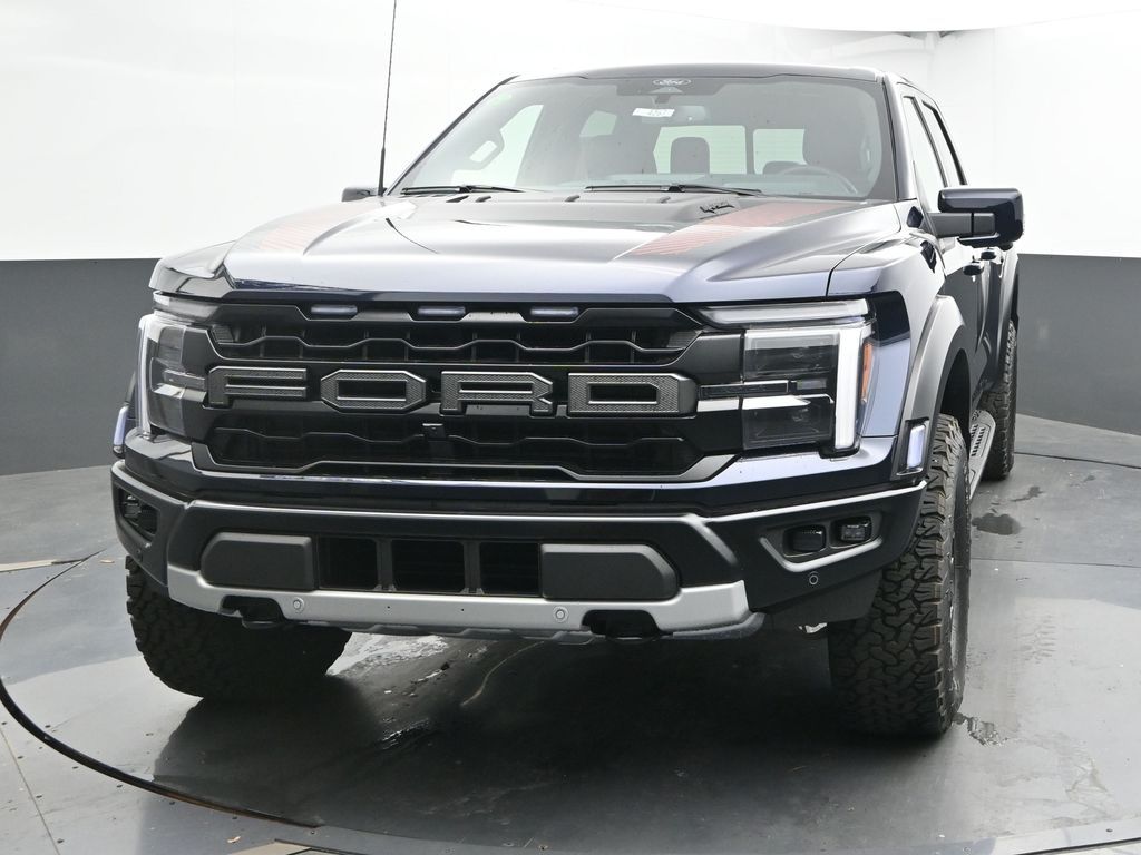 2025 Ford F-150 Raptor photo 3