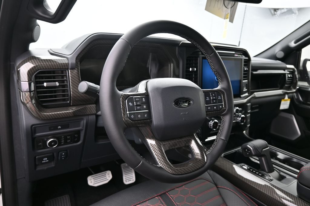 2025 Ford F-150 Lariat - Photo 17