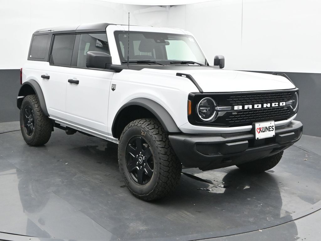 2025 Ford Bronco Big Bend photo 2