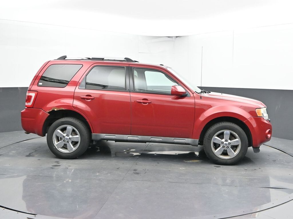 Used 2010 Ford Escape Limited SUV