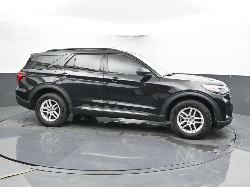 Used 2025 Ford Explorer Active SUV