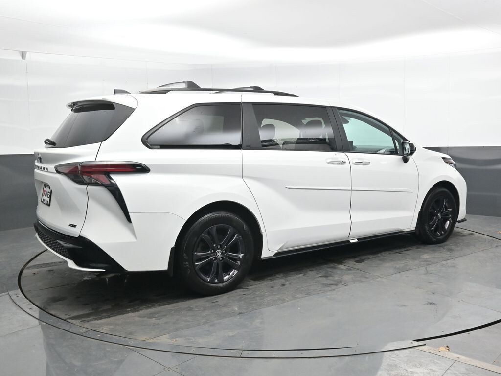 Used 2025 Toyota Sienna XSE 7 Passenger Van Passenger Van