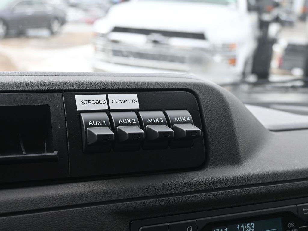 2025 Ford E-Series Cutaway Base - Photo 24