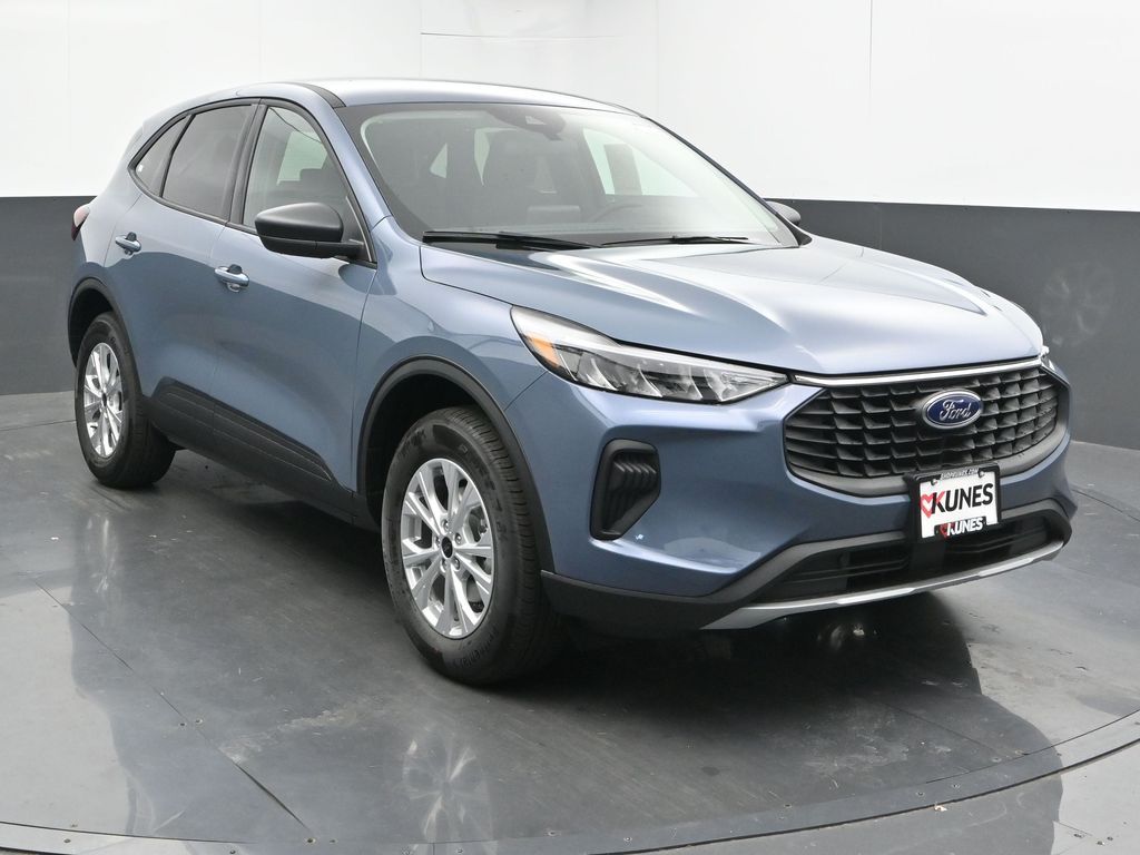 2025 Ford Escape Active photo 2